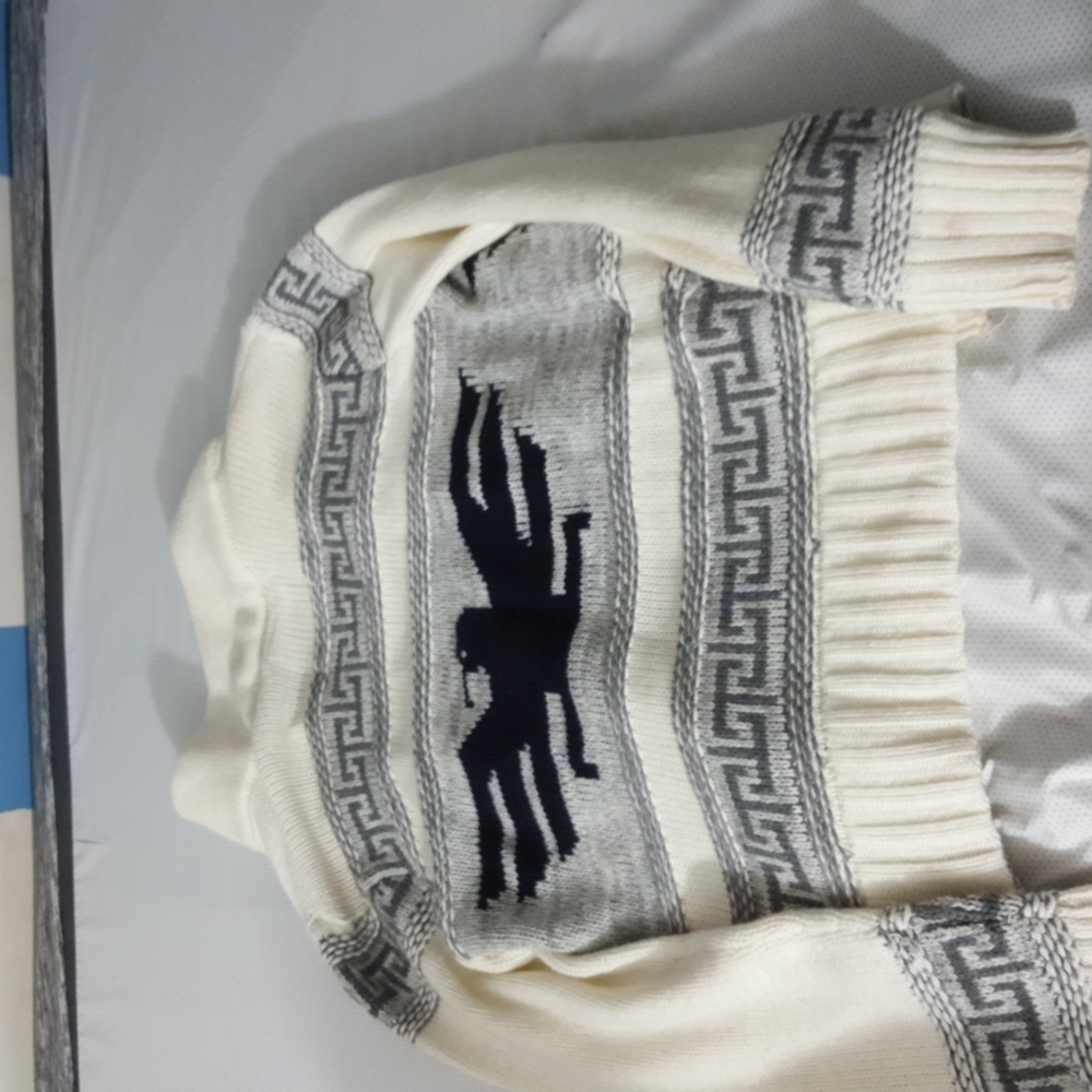 Sweater - Picture 3 of 3